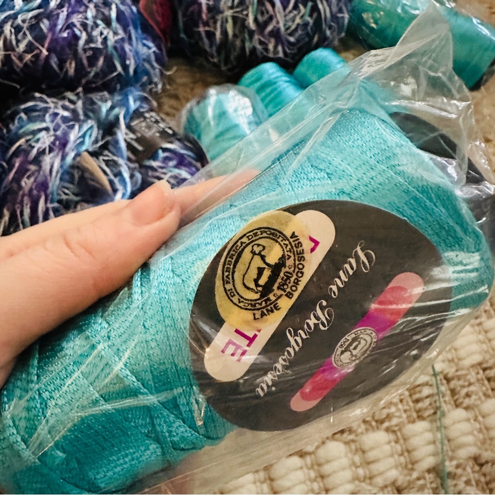 🧶 Bundle of 13 Yarn Skeins, Anna Blatt‎ & Lane Borgosesia - Picture 9 of 9